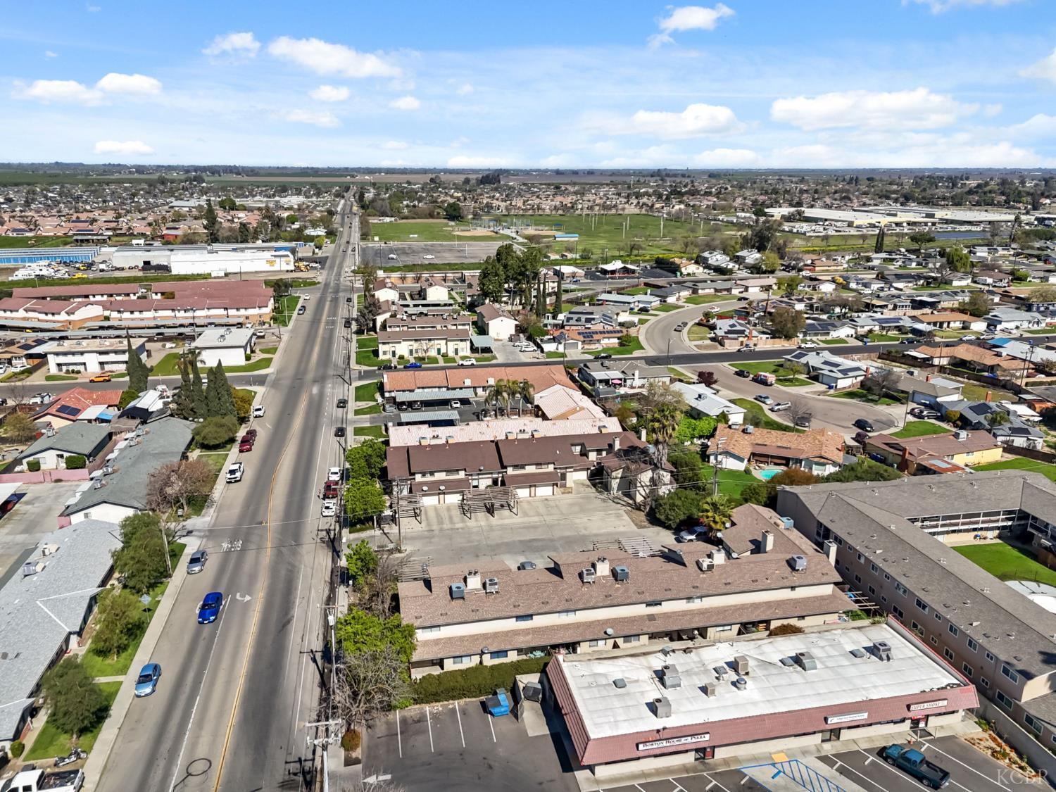 50 N 19th Ave, Lemoore, CA 93245