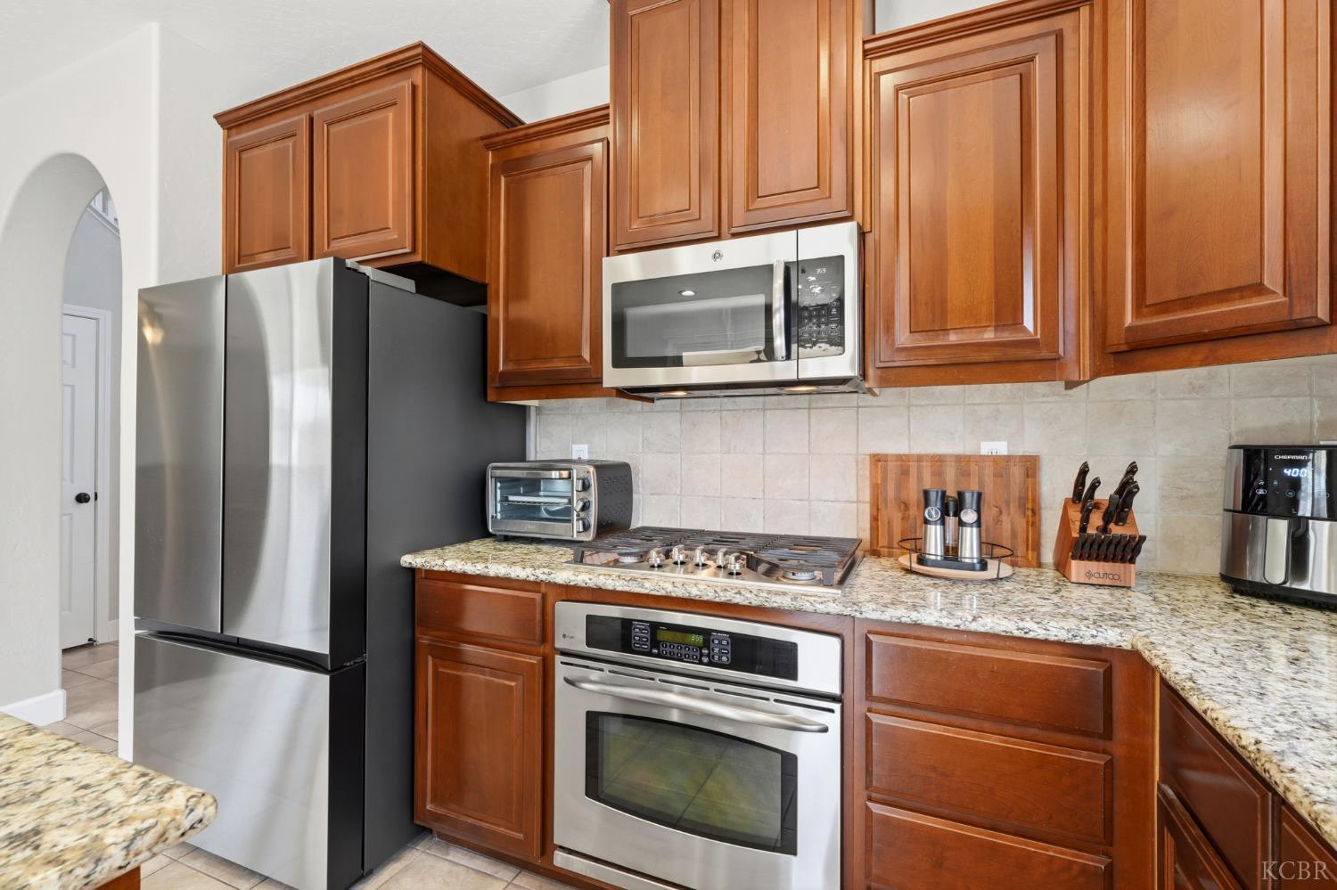 295 Johnson, Tulare, CA 93274