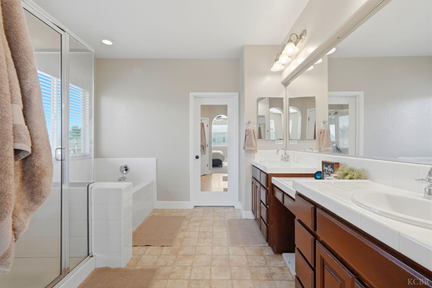 295 Johnson, Tulare, CA 93274