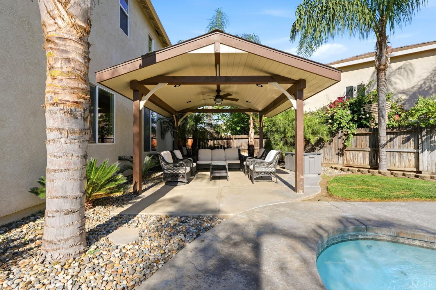 295 Johnson, Tulare, CA 93274