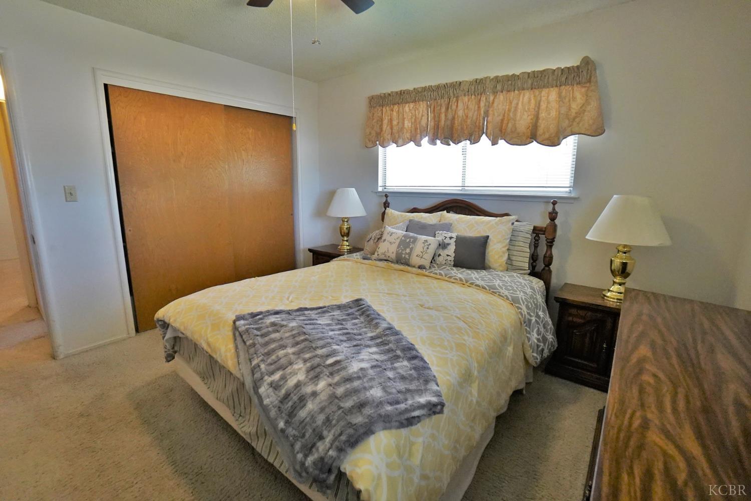 842 E Florinda St, Hanford, CA 93230