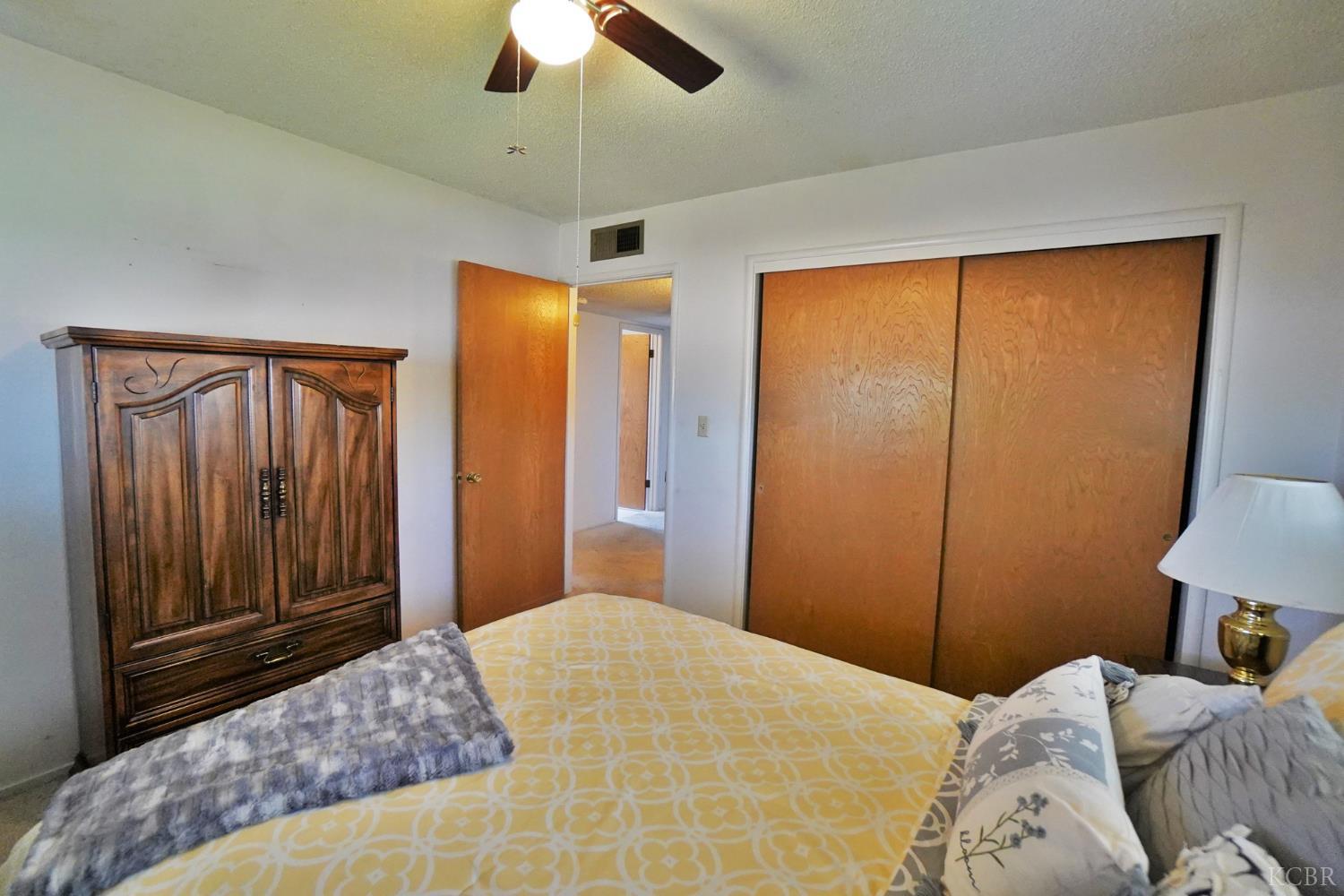 842 E Florinda St, Hanford, CA 93230