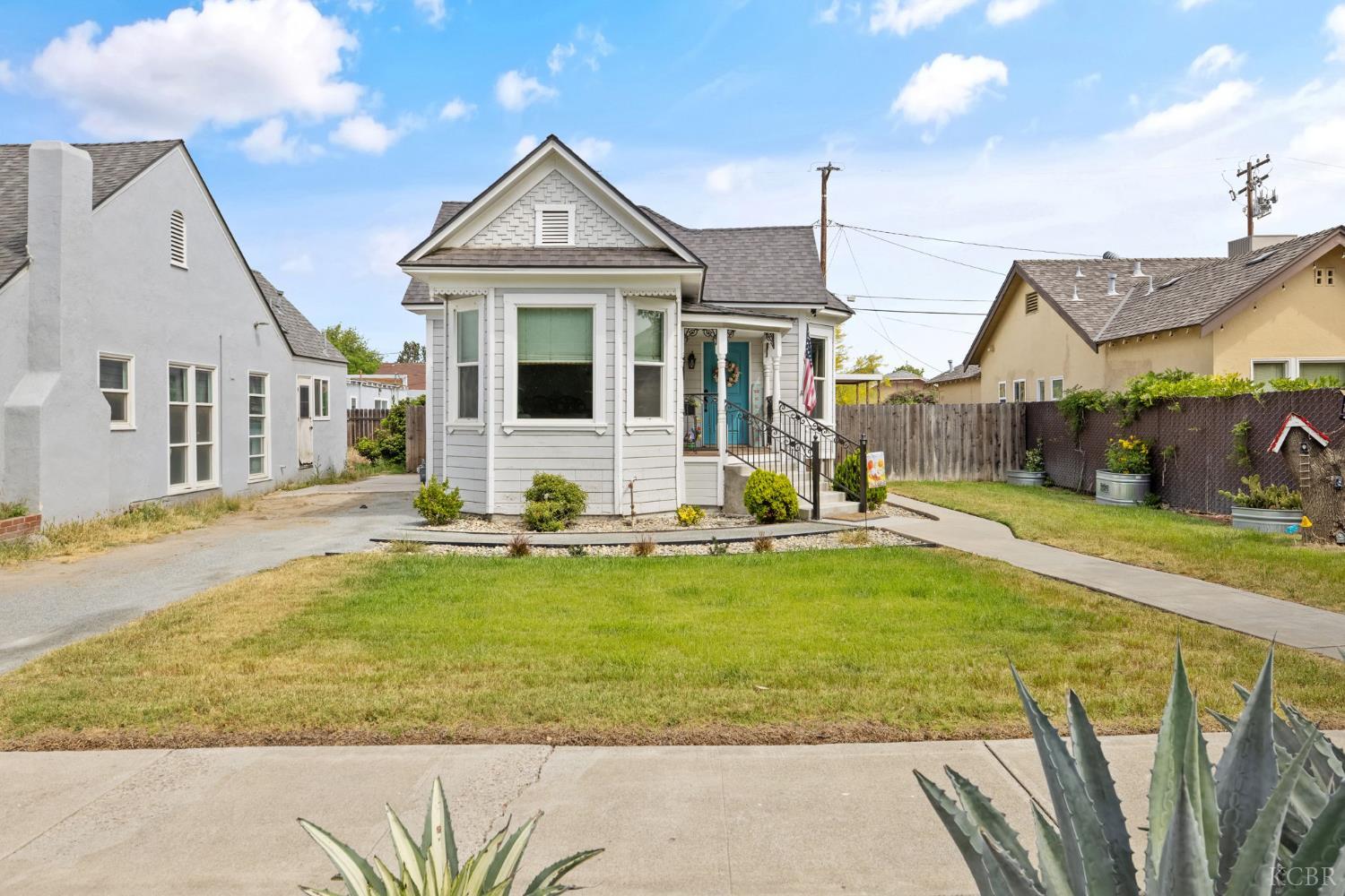 124 W Florinda St, Hanford, CA 93230