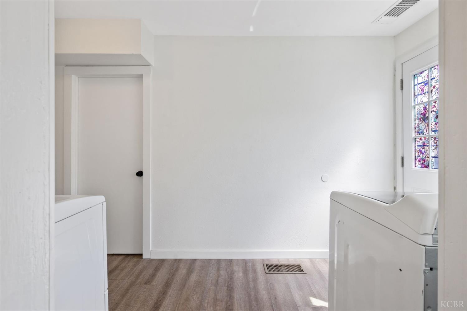 124 W Florinda St, Hanford, CA 93230