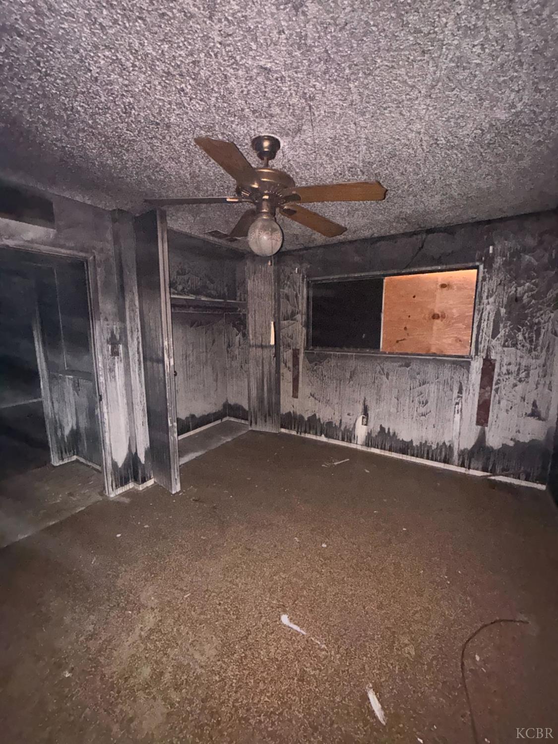 1212 W Water St, Hanford, CA 93230