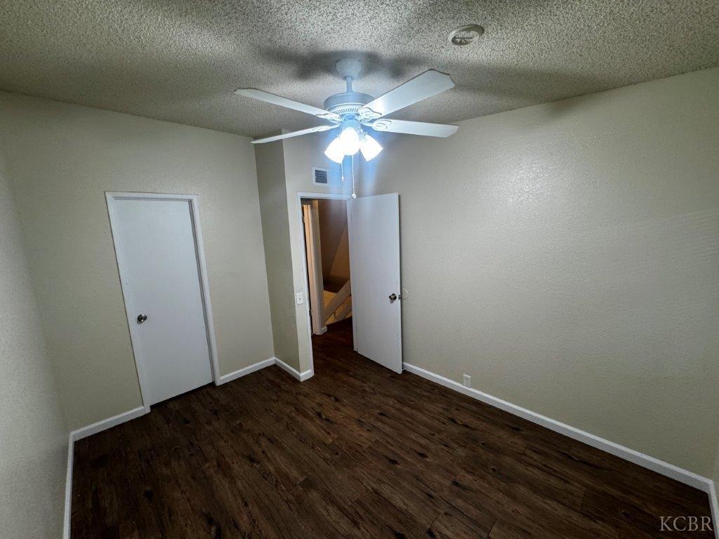 366 E El Paso Ave, Fresno, CA 93720