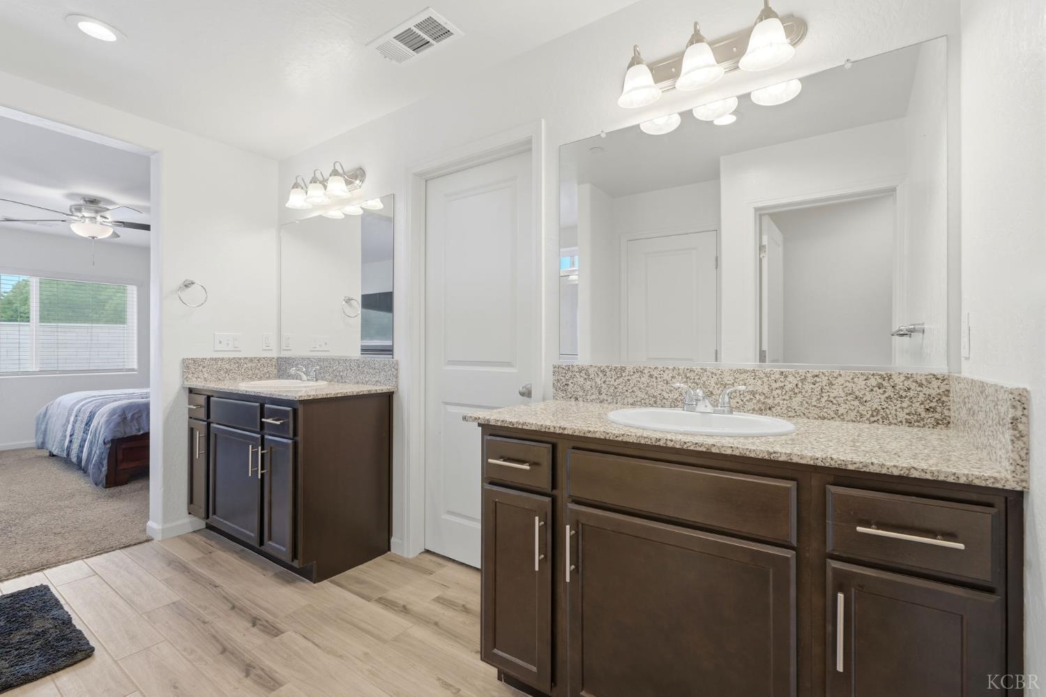 2198 W Ambassador Way, Hanford, CA 93230