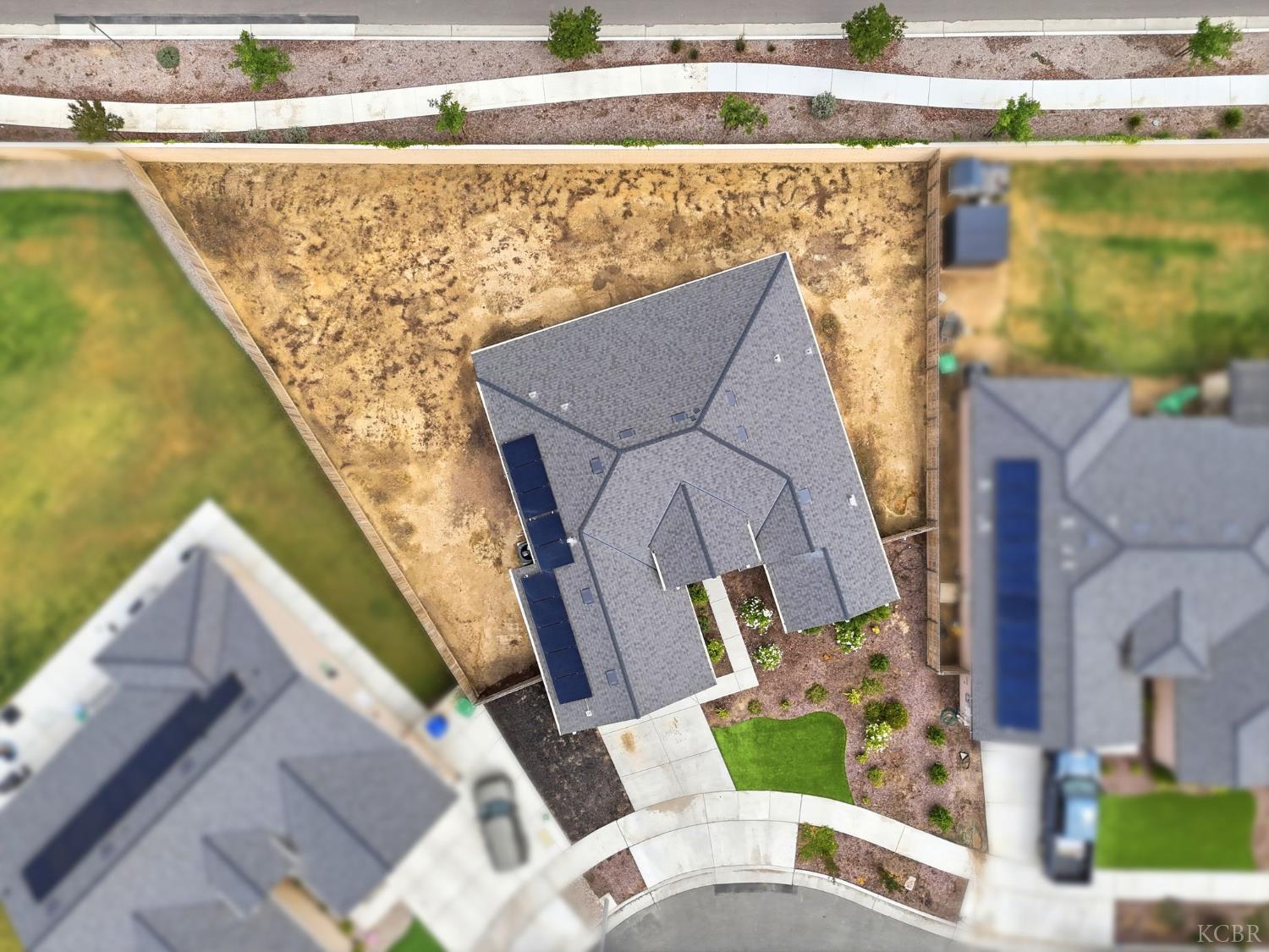 2198 W Ambassador Way, Hanford, CA 93230