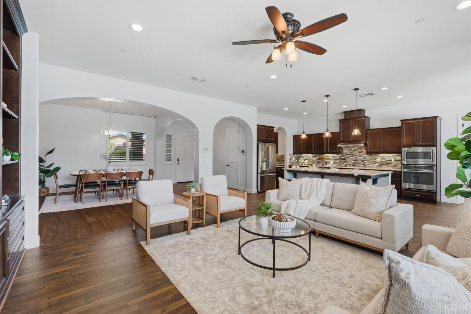 3368 N Discovery Way, Hanford, CA 93230