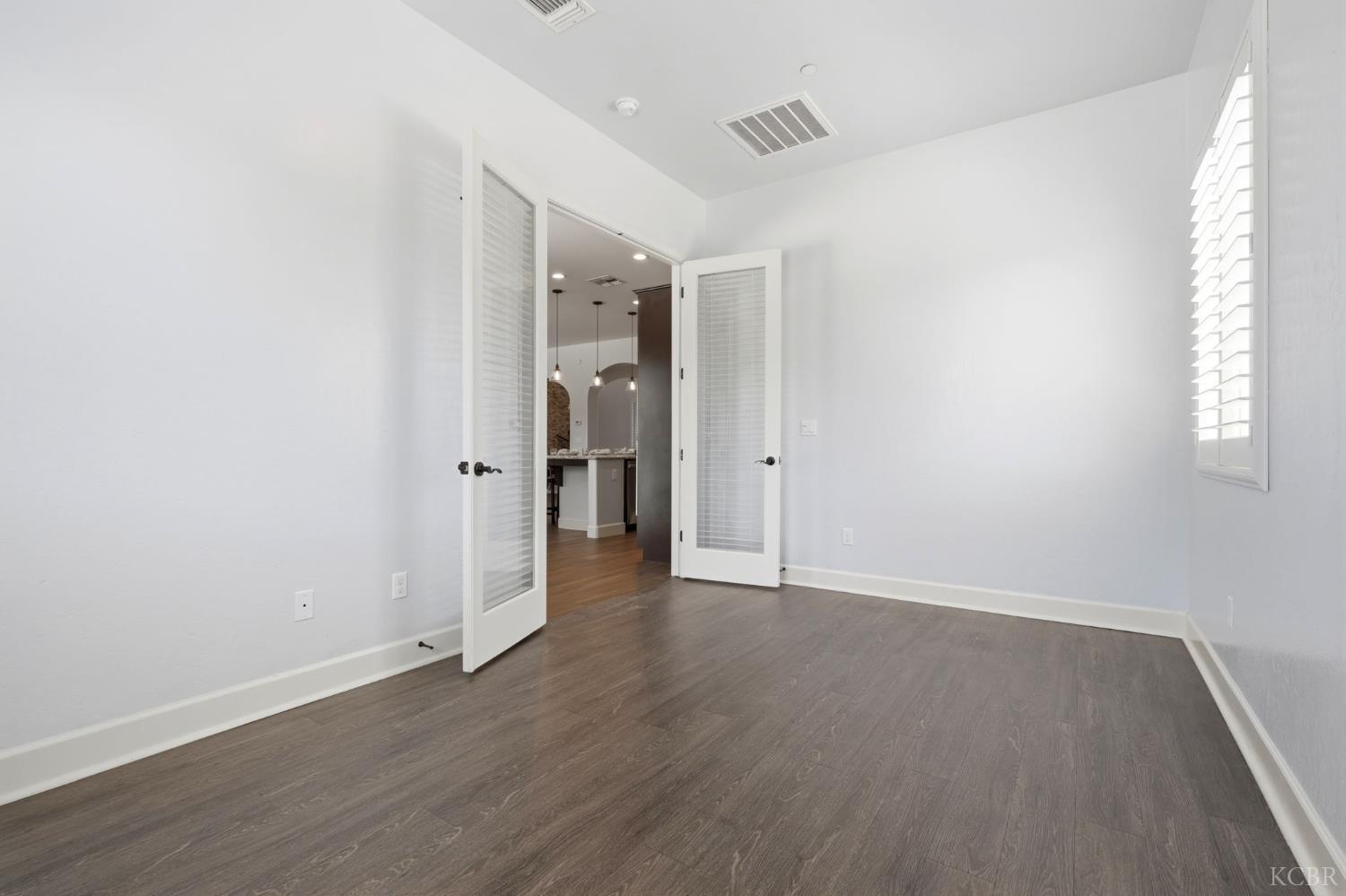 3368 N Discovery Way, Hanford, CA 93230