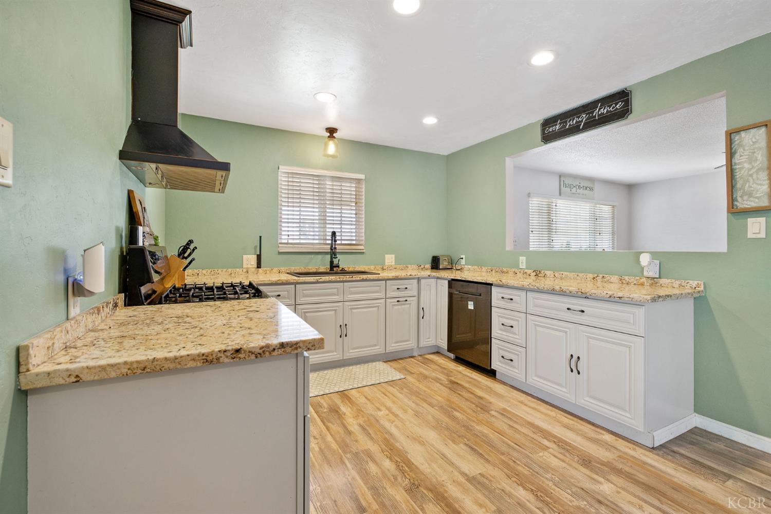 148 Faun Pl, Lemoore, CA 93245