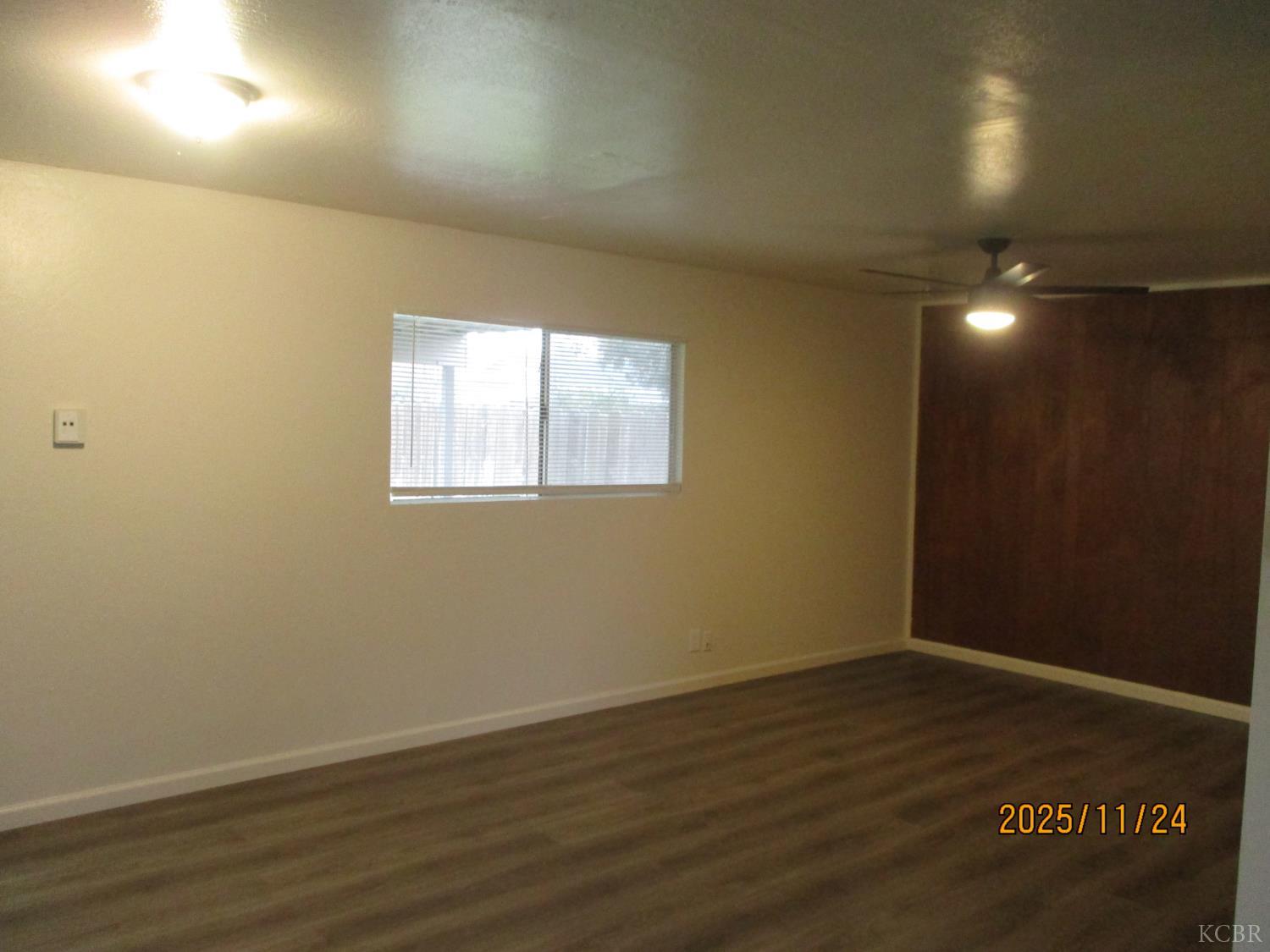 11128 San Madina Dr, Hanford, CA 93230