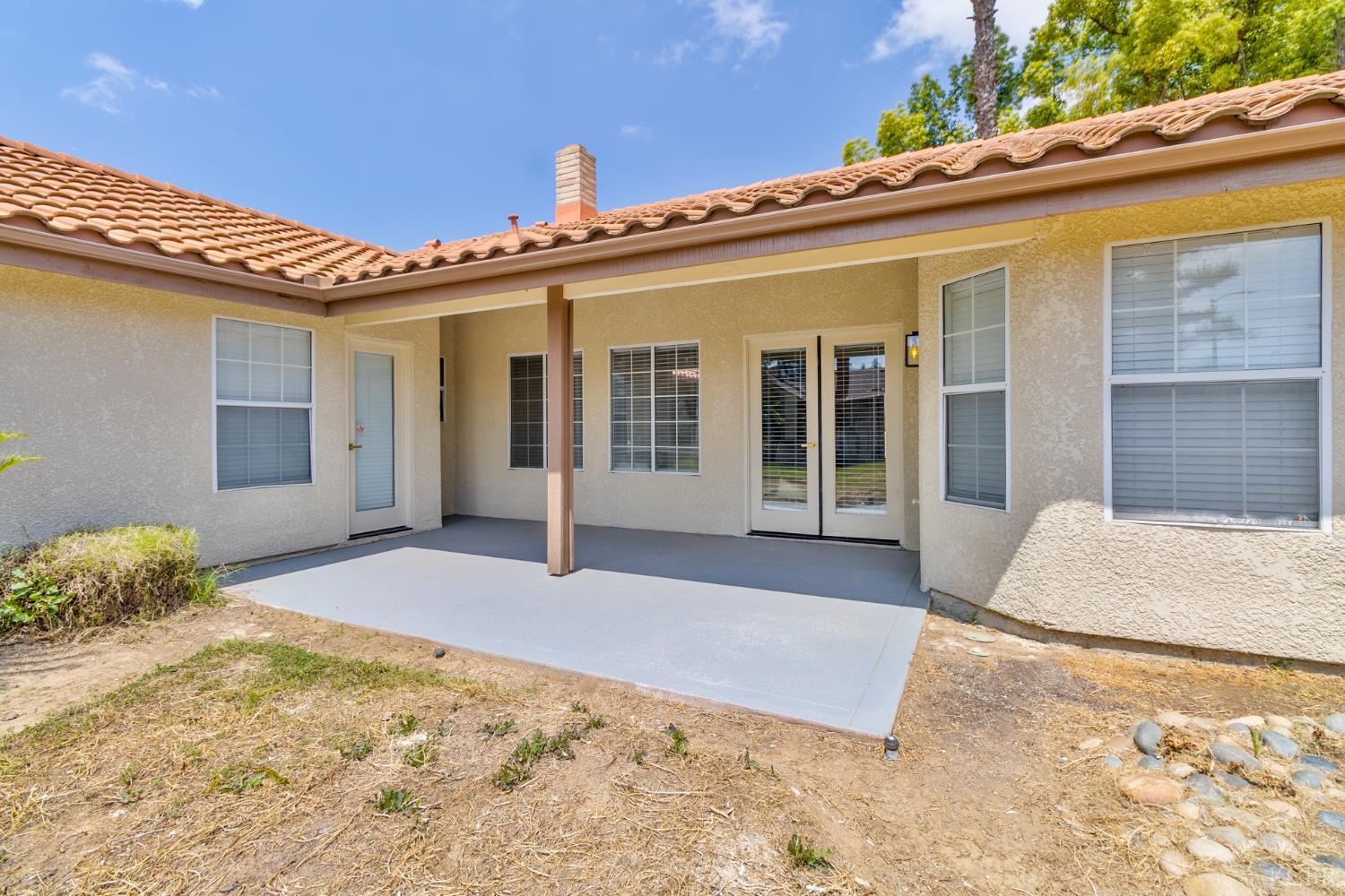 3711 W Victor Ave, Visalia, CA 93277