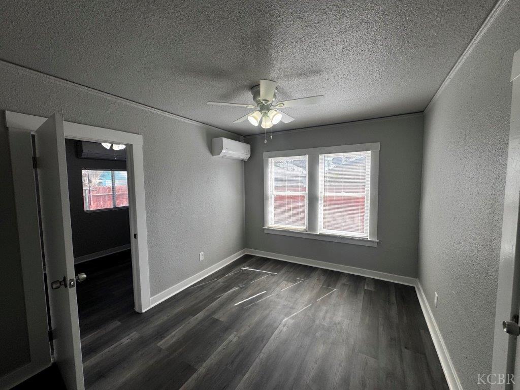 450 N 6th St N, Coalinga, CA 93210