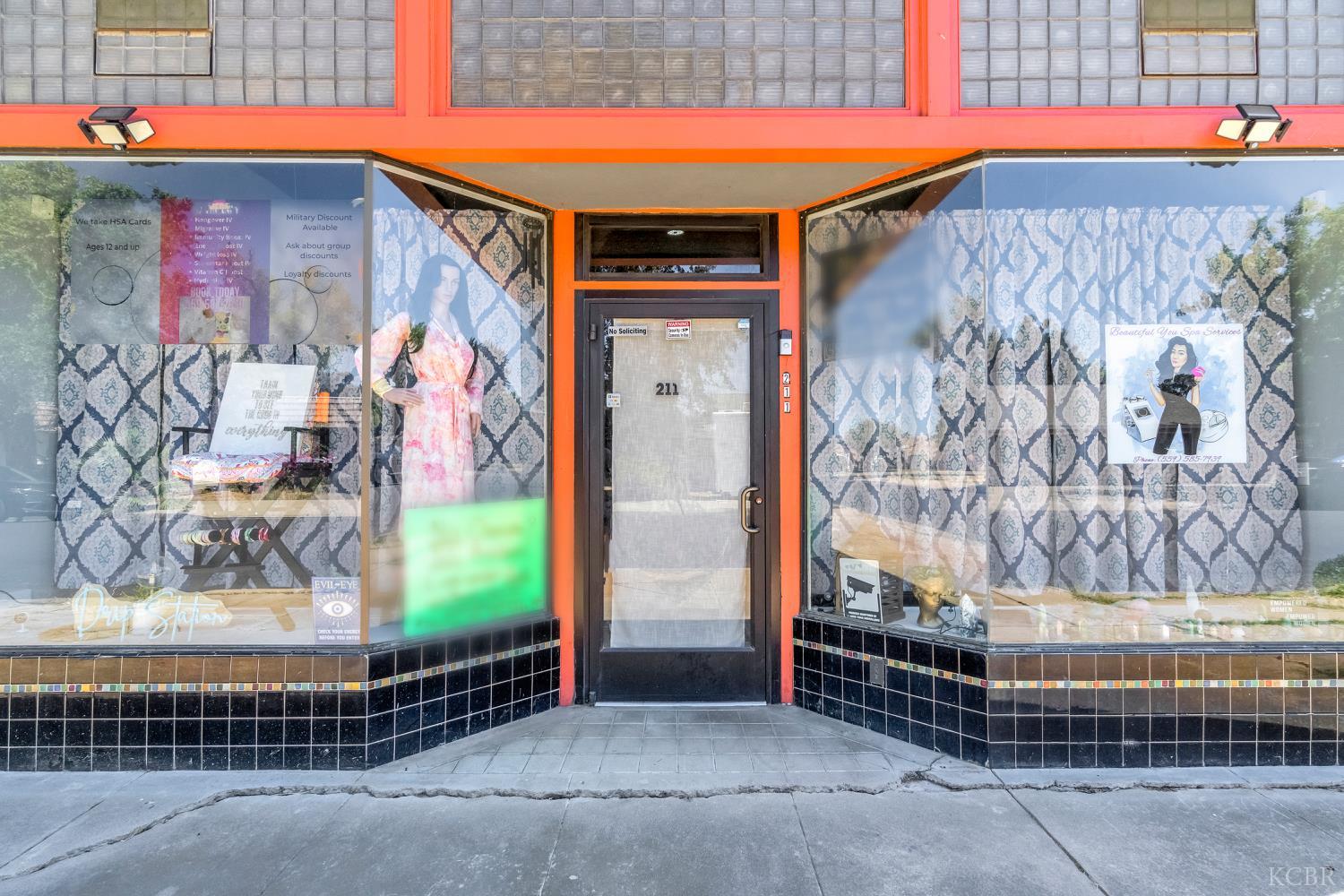 211 Keith St, Hanford, CA 93230