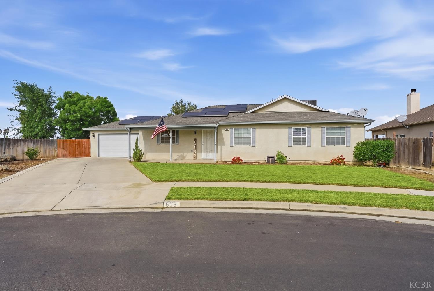 505 Westgate Pl, Lemoore, CA 93245