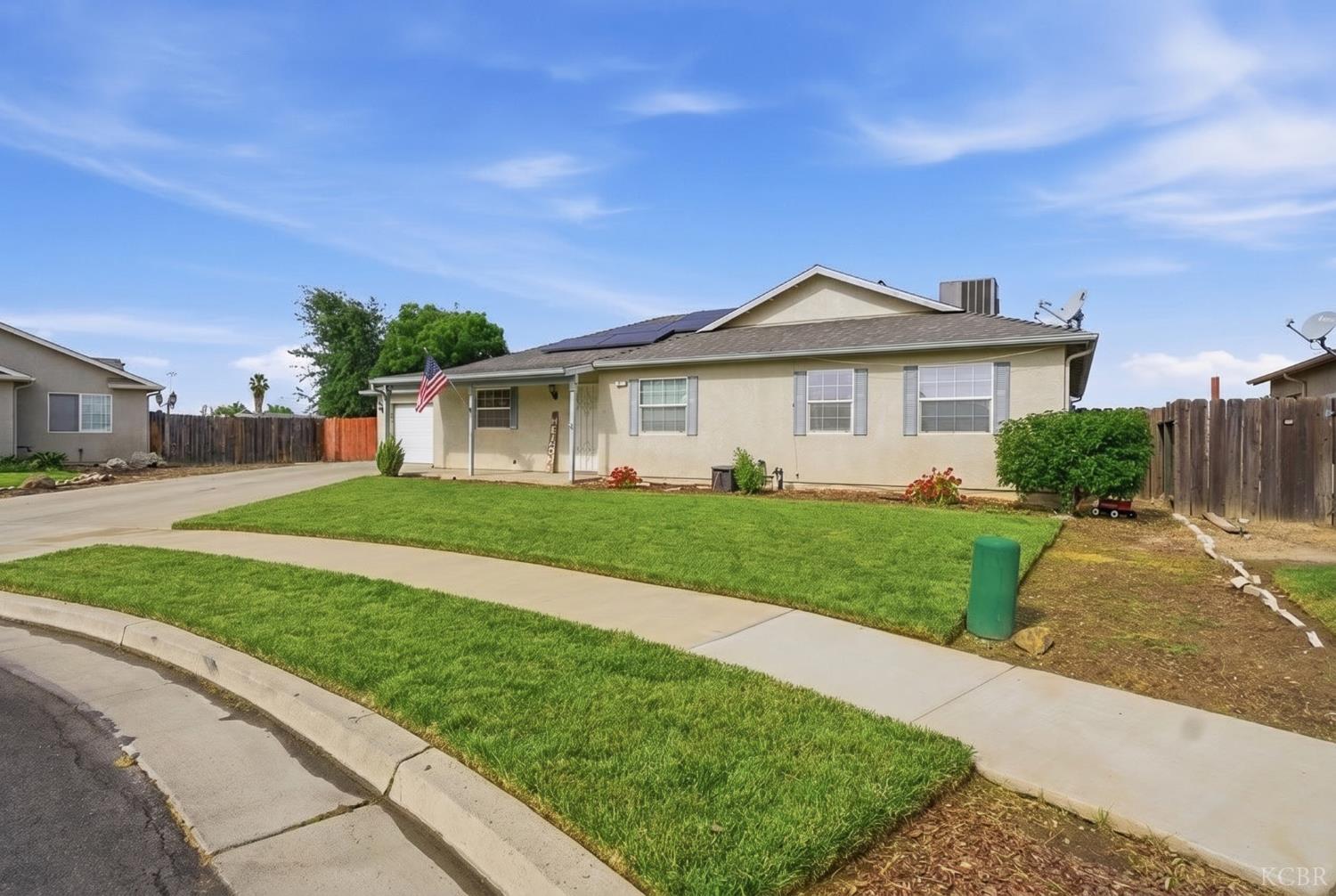 505 Westgate Pl, Lemoore, CA 93245