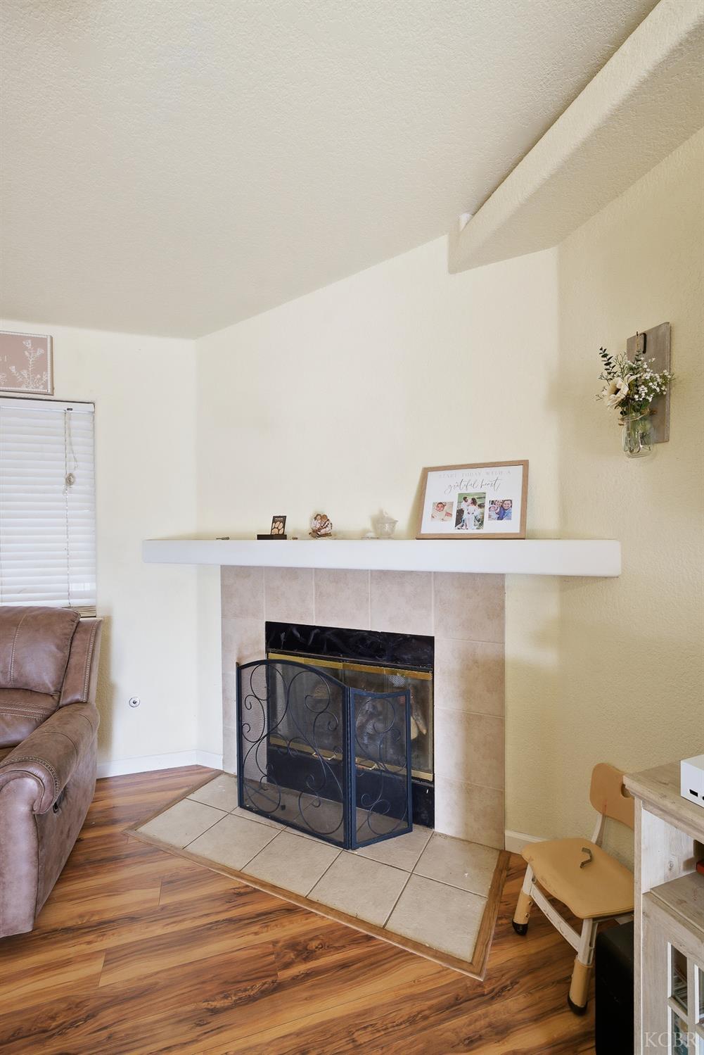 505 Westgate Pl, Lemoore, CA 93245