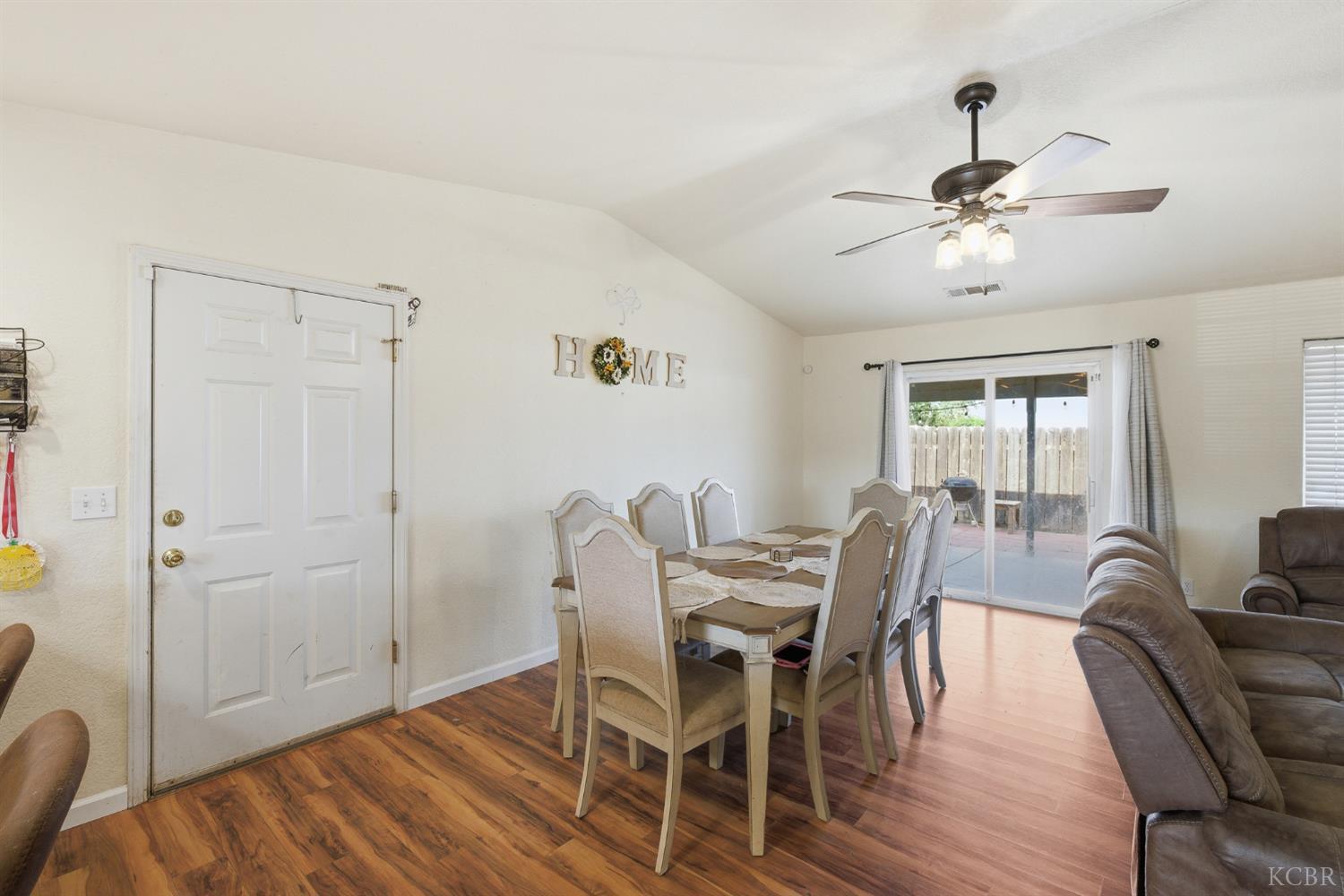 505 Westgate Pl, Lemoore, CA 93245