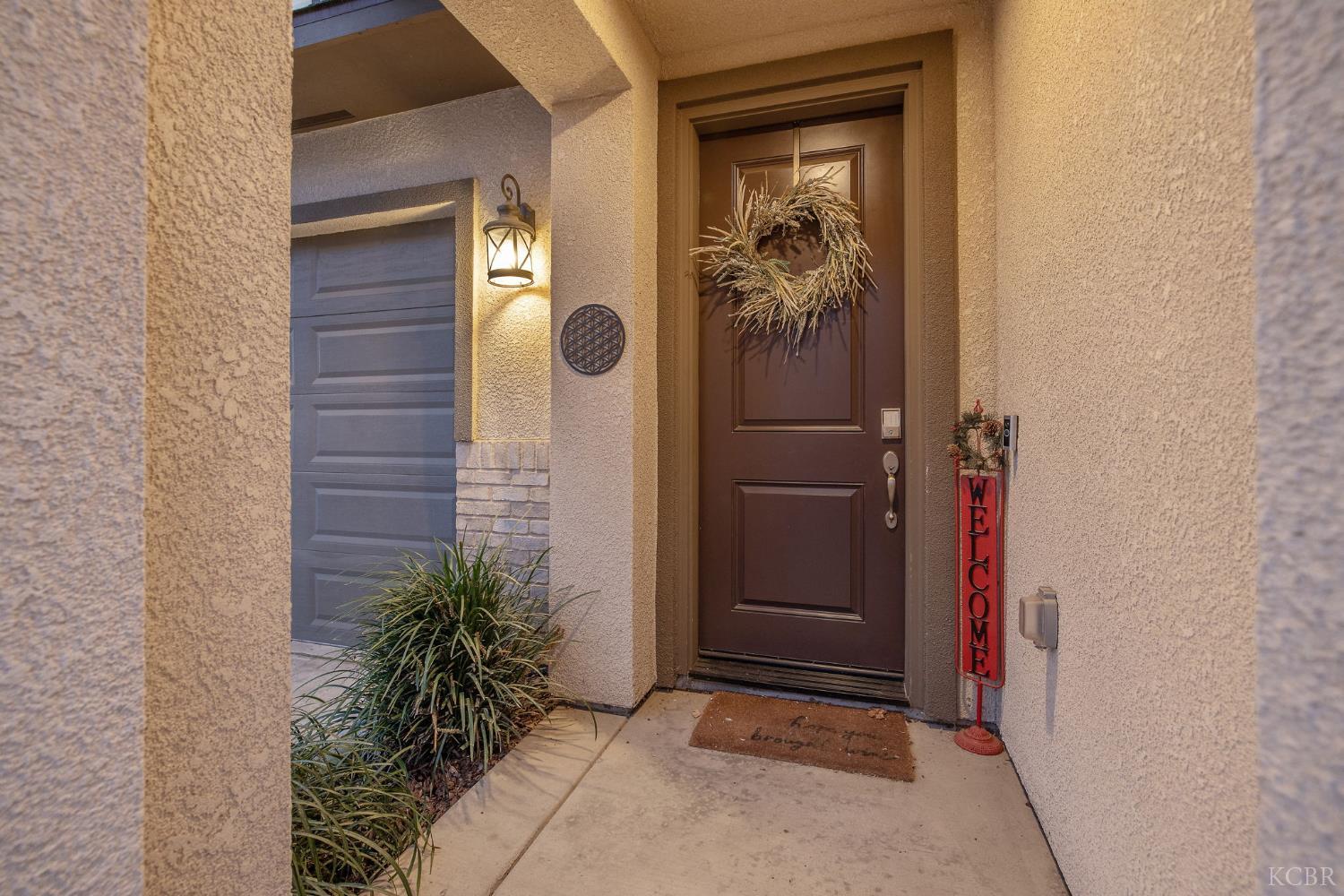 3433 W Milan Ave W, Visalia, CA 93277
