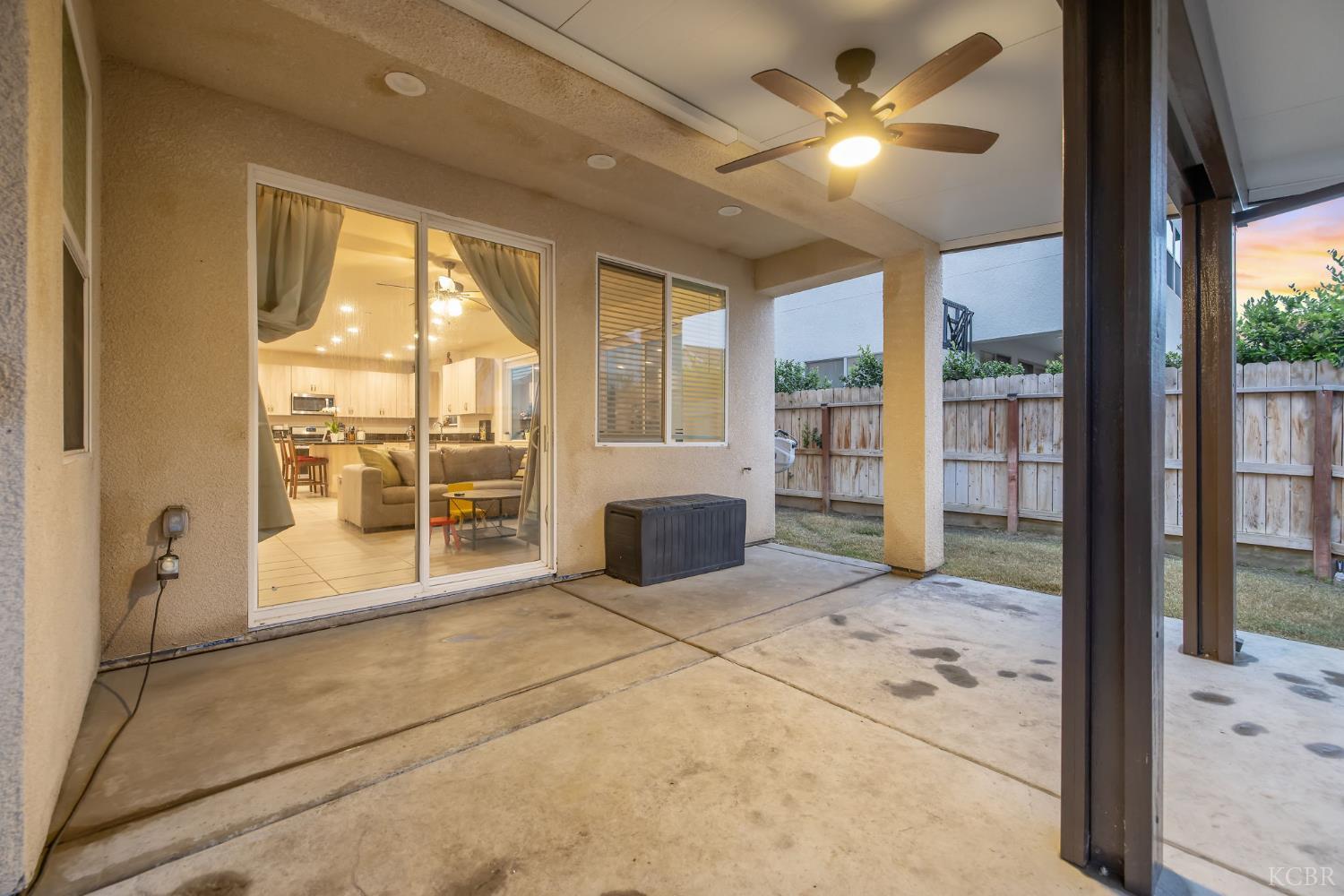 3433 W Milan Ave W, Visalia, CA 93277