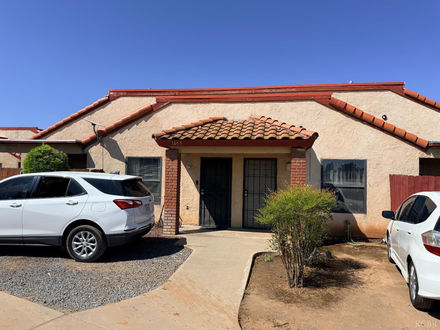 1405 E Cypress Ave, Reedley, CA 93654
