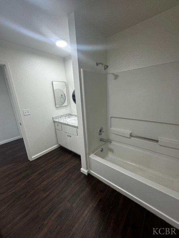 1405 E Cypress Ave, Reedley, CA 93654