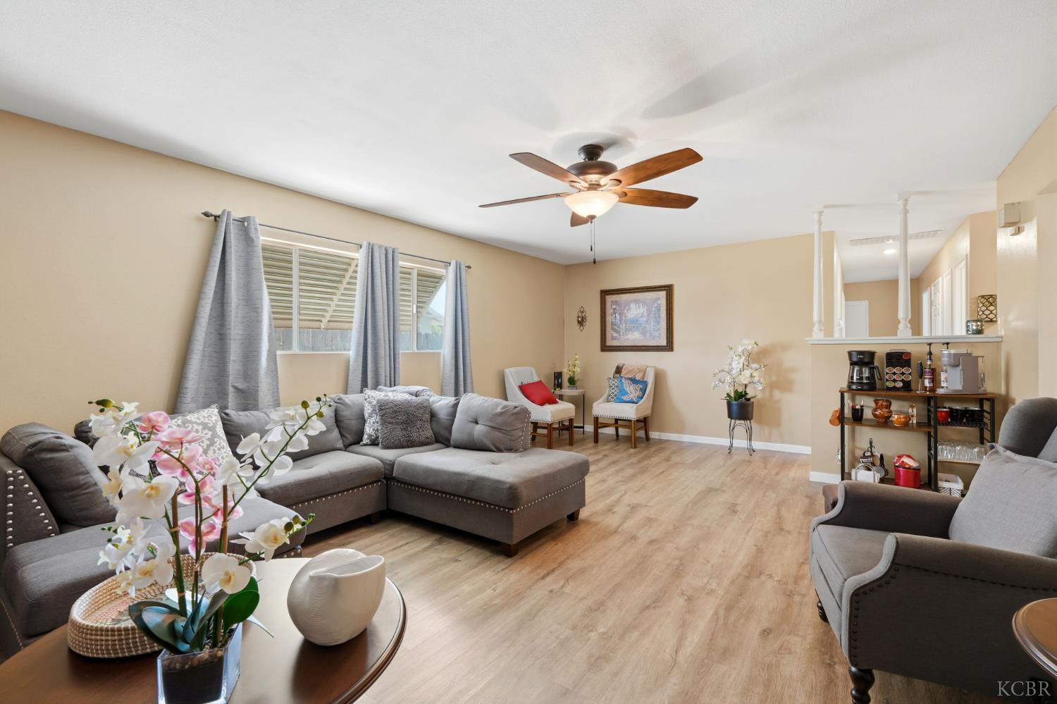 1923 #B Emma Lee Ln, Hanford, CA 93230