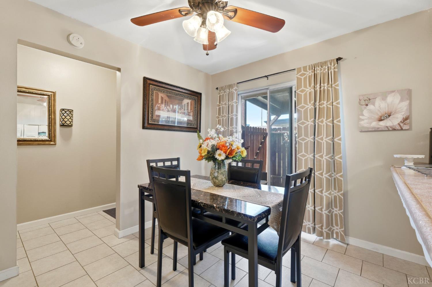 1923 #B Emma Lee Ln, Hanford, CA 93230