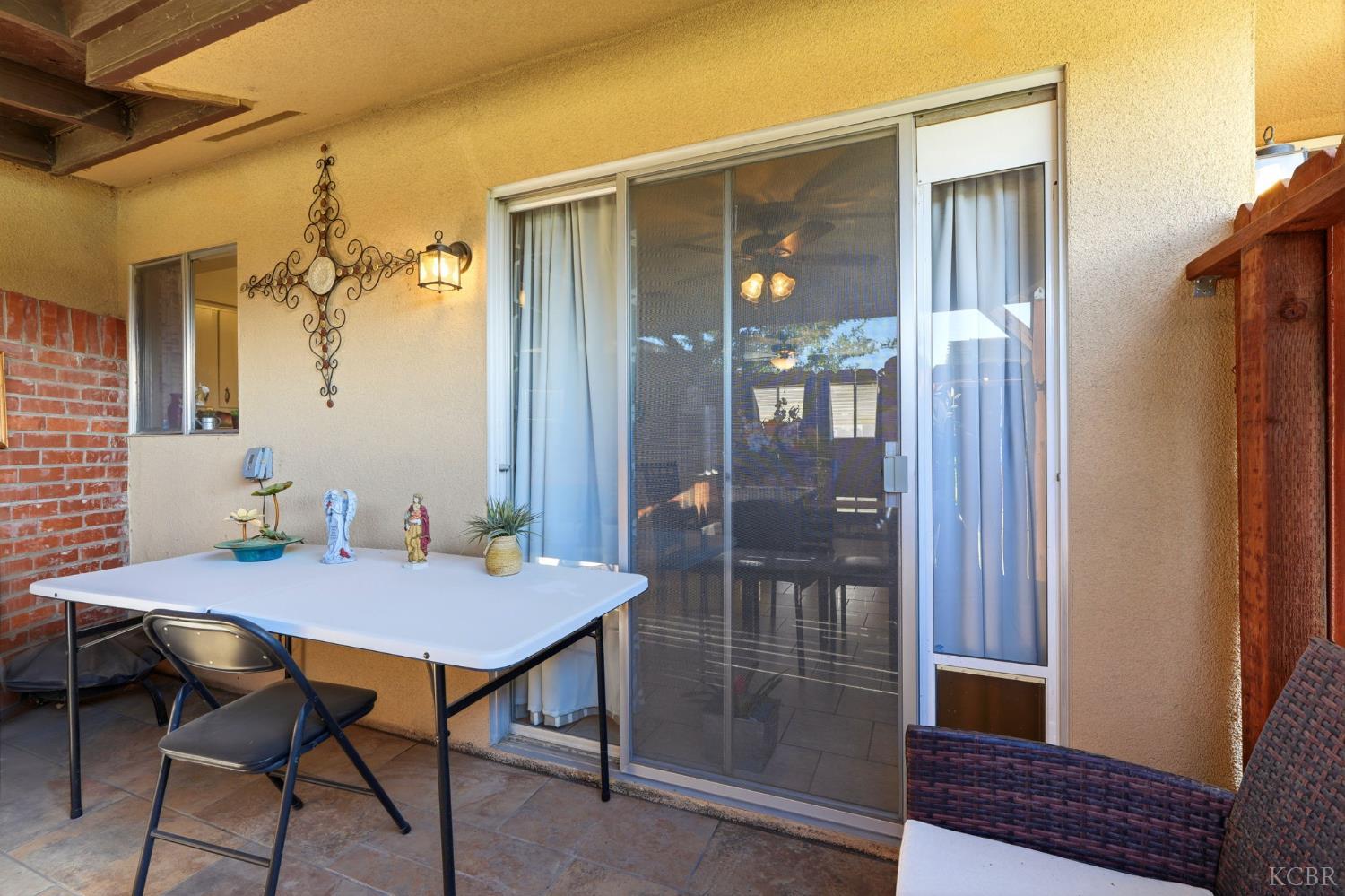 1923 #B Emma Lee Ln, Hanford, CA 93230