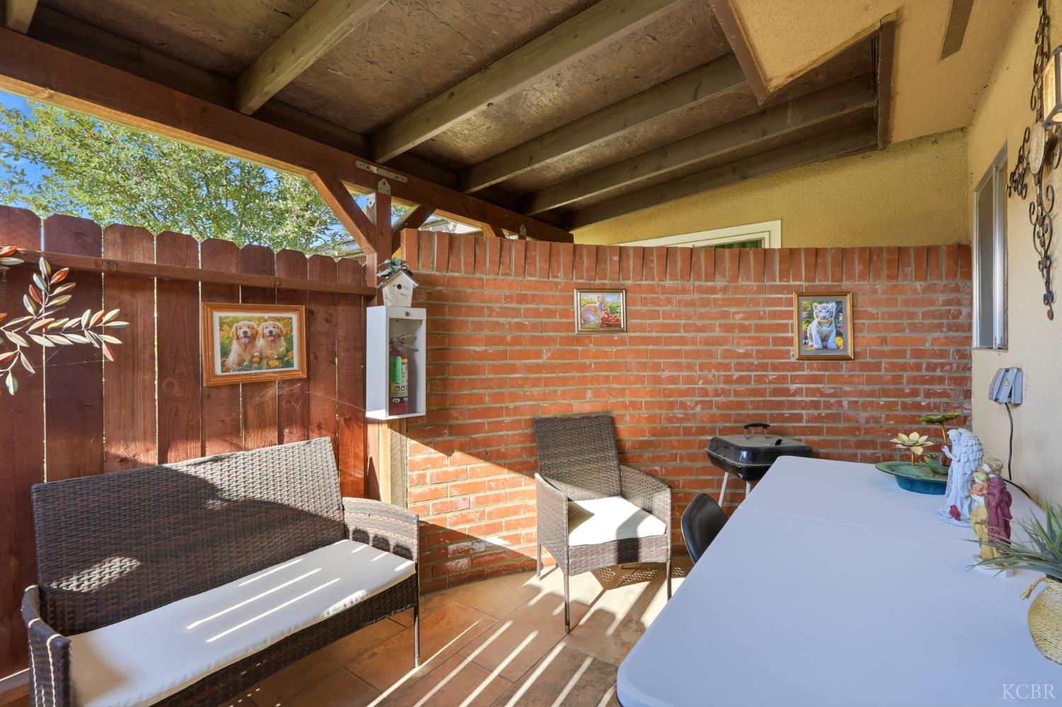1923 #B Emma Lee Ln, Hanford, CA 93230