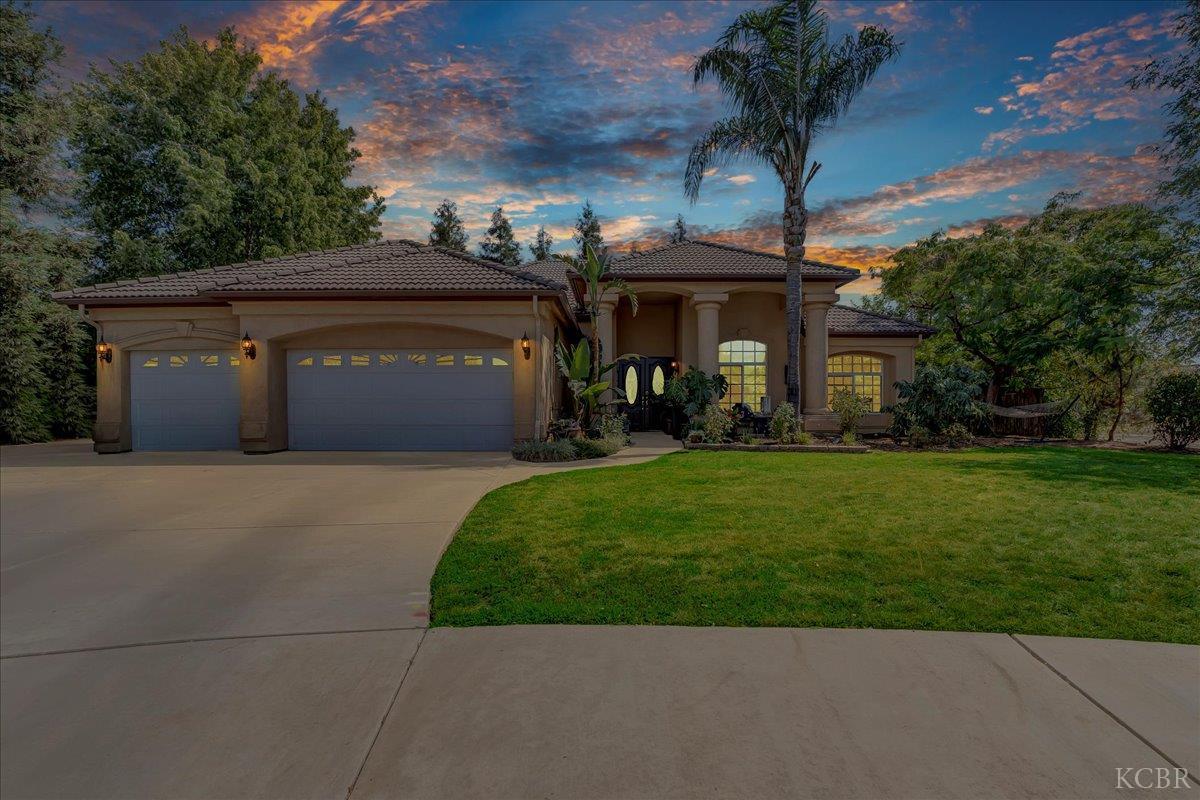 1189 E Fairhaven Ct, Porterville, CA 93257