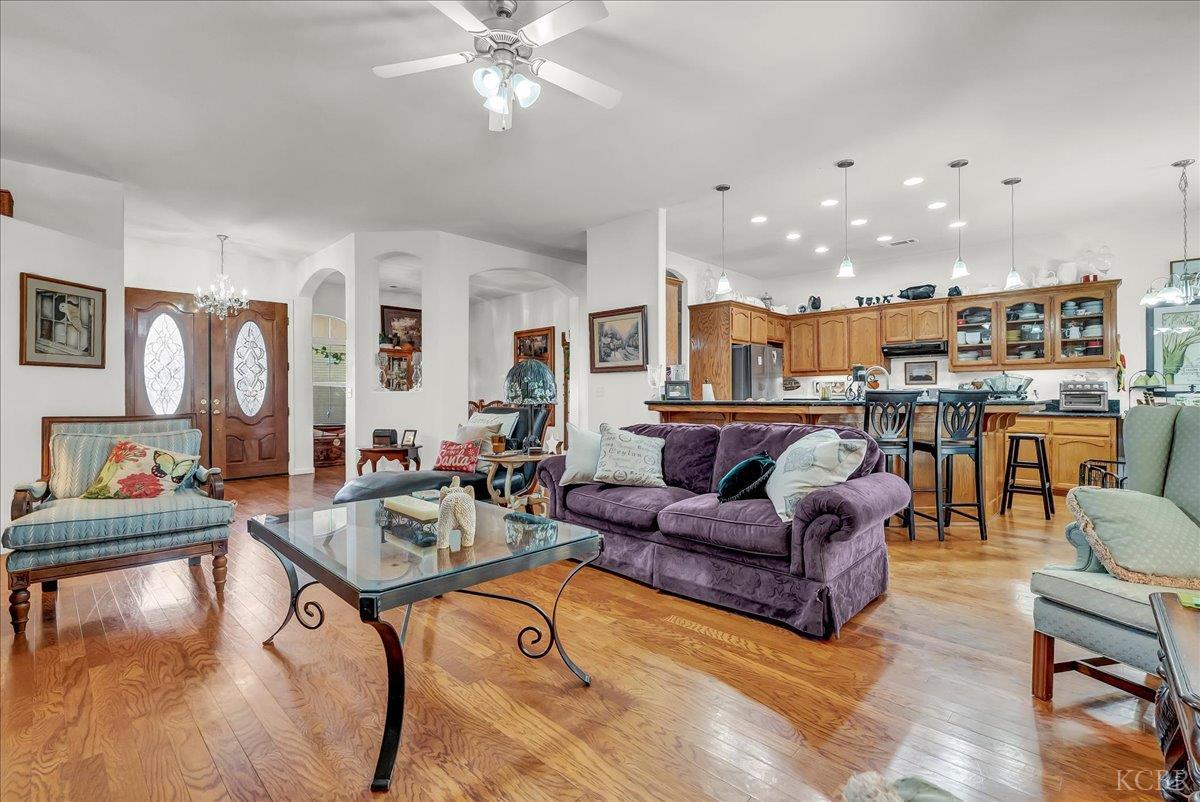 1189 E Fairhaven Ct, Porterville, CA 93257