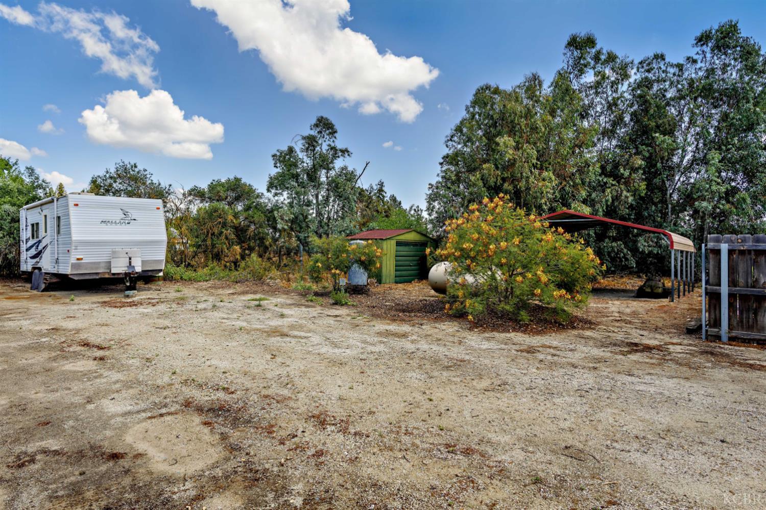 12066 Excelsior Ave, Hanford, CA 93230