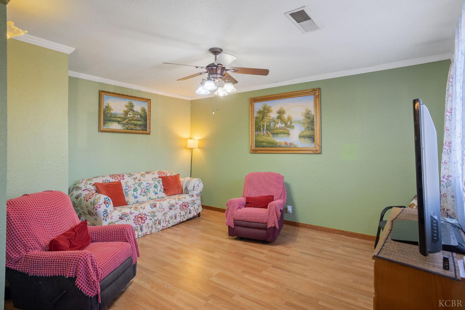 11 S Byron, Lemoore, CA 93245