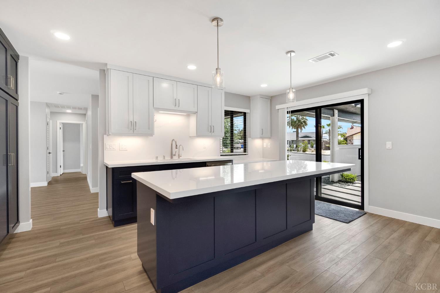 2344 Magnolia Ct, Hanford, CA 93230