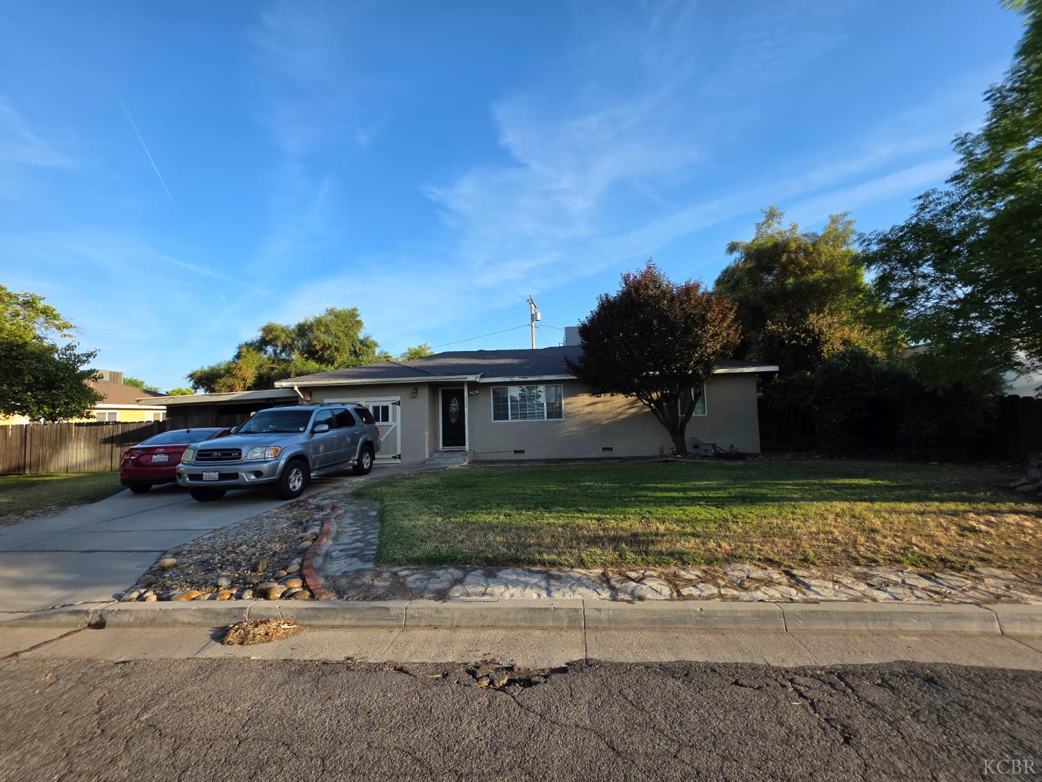 275 Ida Way, Hanford, CA 93230