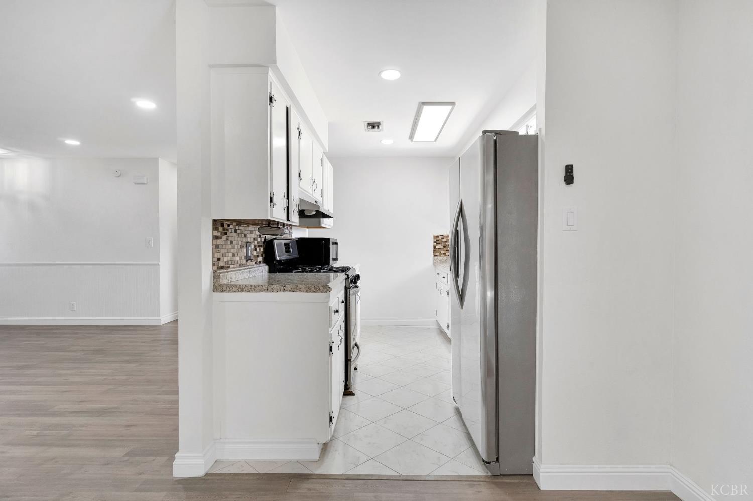 2275 E Lemmon Way, Hanford, CA 93230