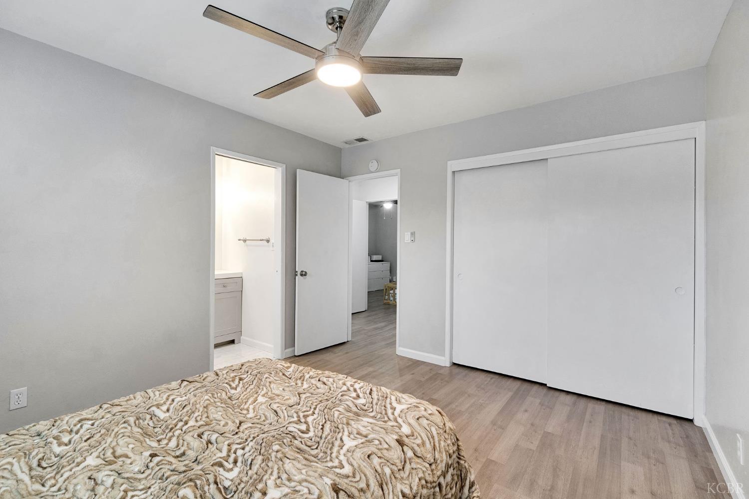 2275 E Lemmon Way, Hanford, CA 93230