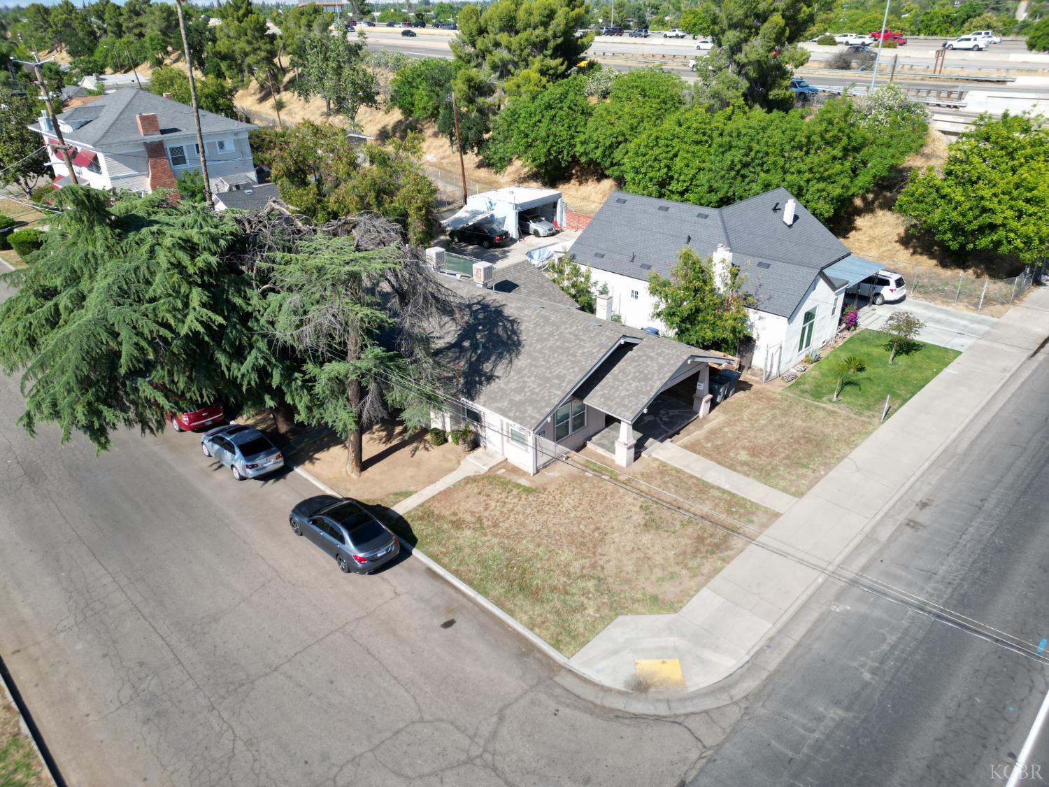 2901 E Olive Ave, Fresno, CA 93701