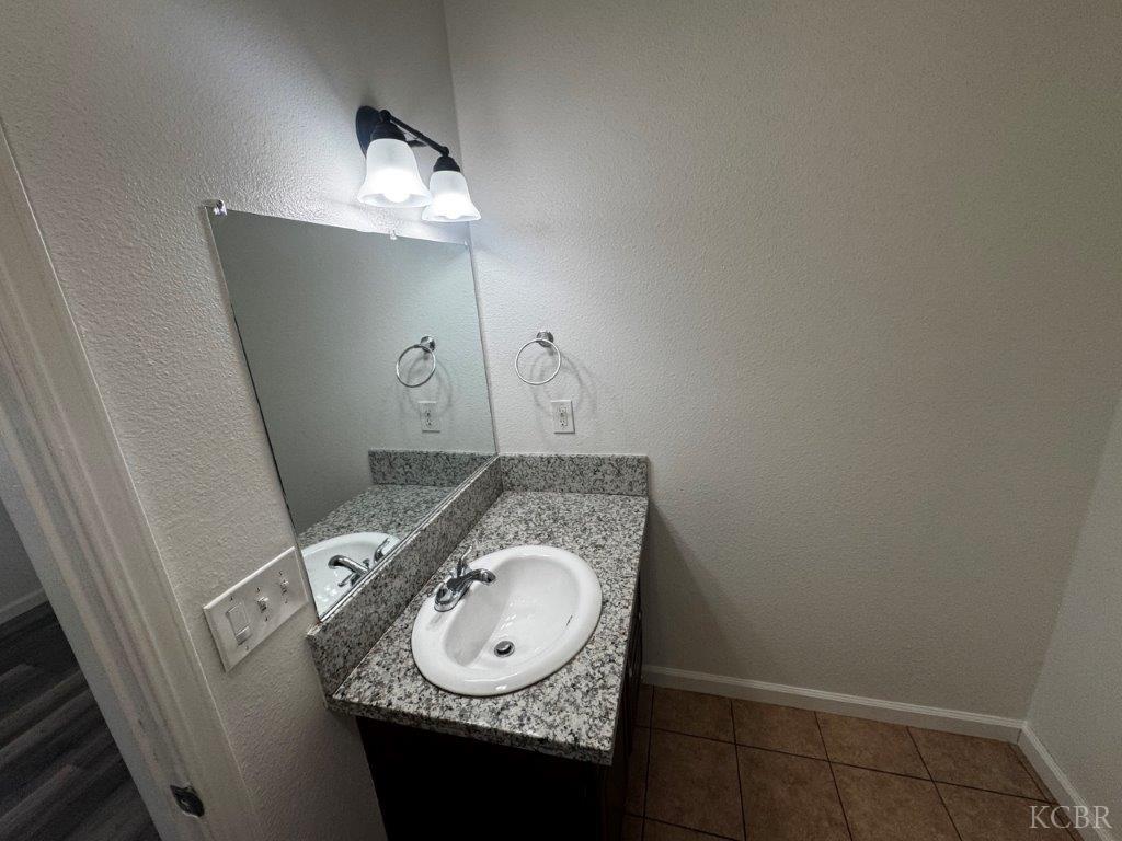 2901 E Olive Ave, Fresno, CA 93701