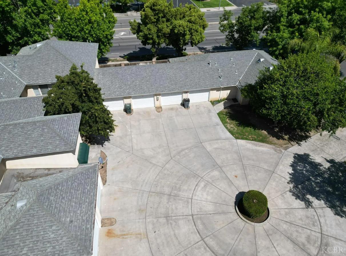 7127 N Antioch Ave, Fresno, CA 93722