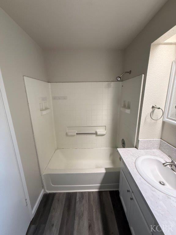 7127 N Antioch Ave, Fresno, CA 93722