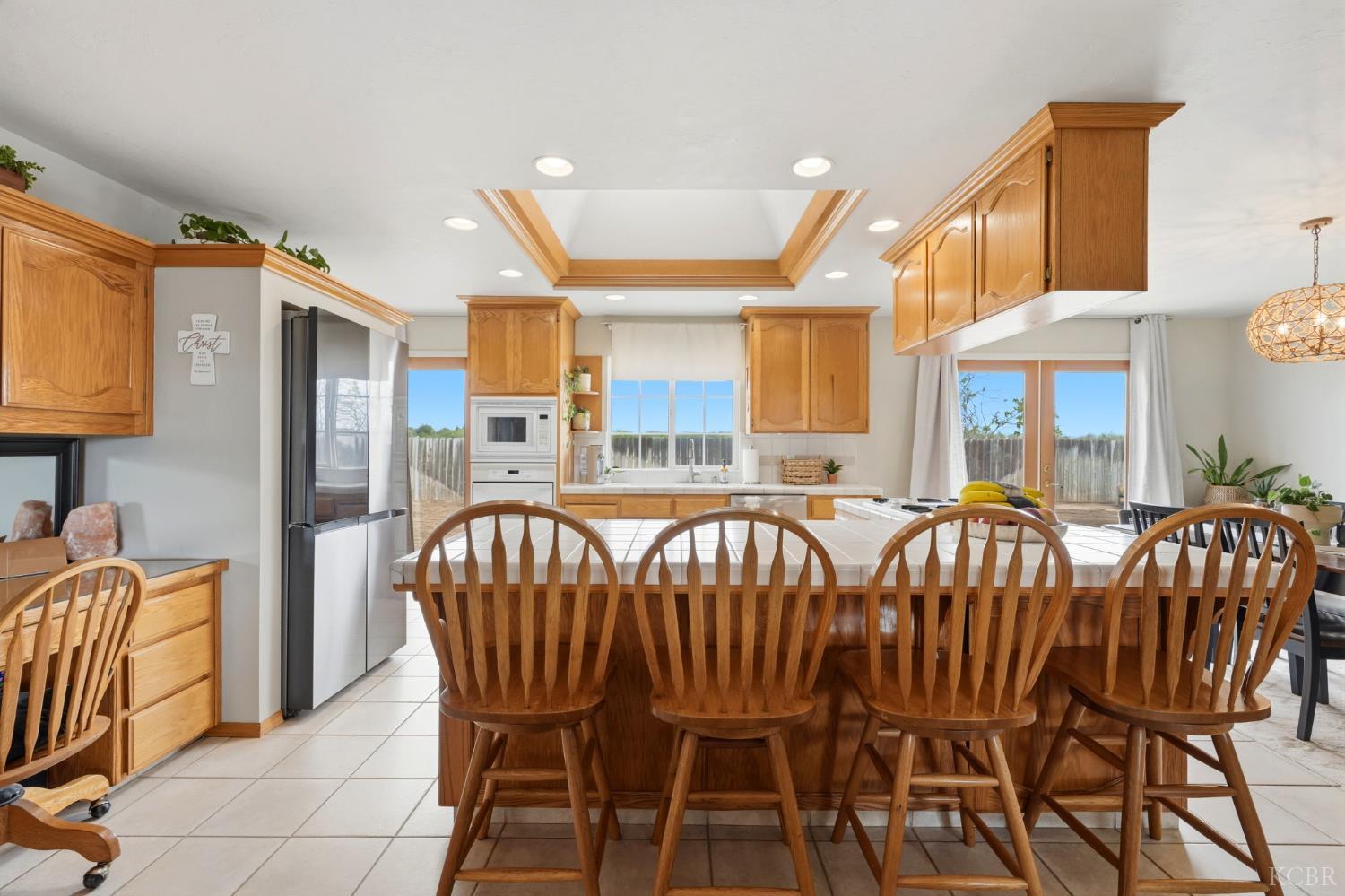 9317 14th Ave, Hanford, CA 93230