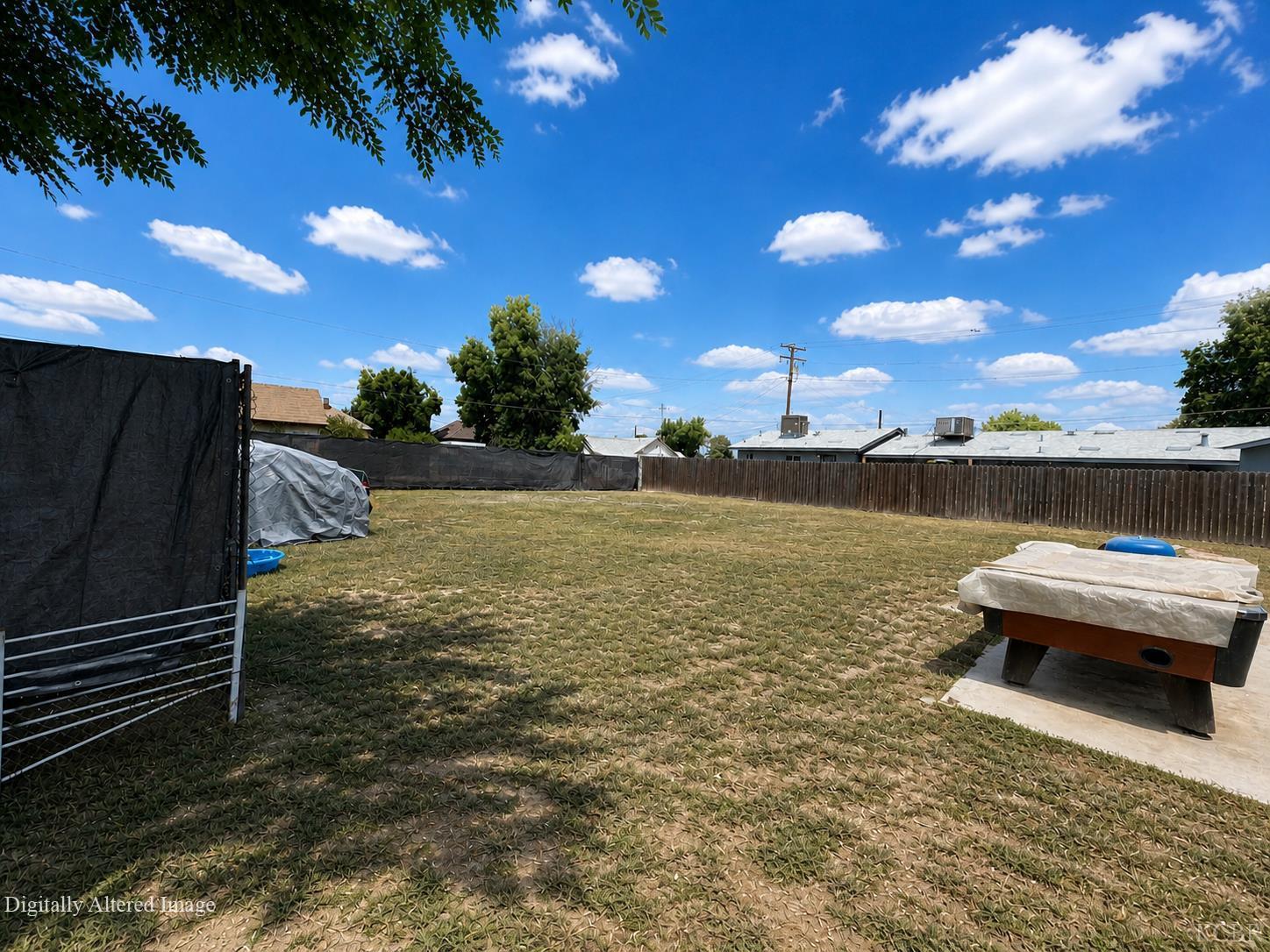 13936 Front St, Armona, CA 93202