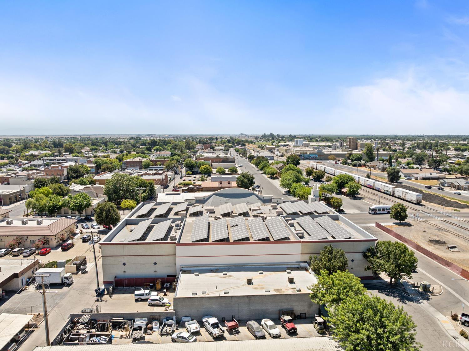 400 Follett St, Lemoore, CA 93245