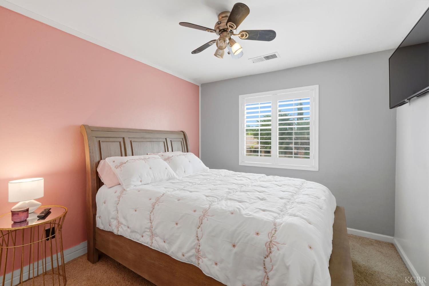 2631 E Parkview Ave SE, Visalia, CA 93292