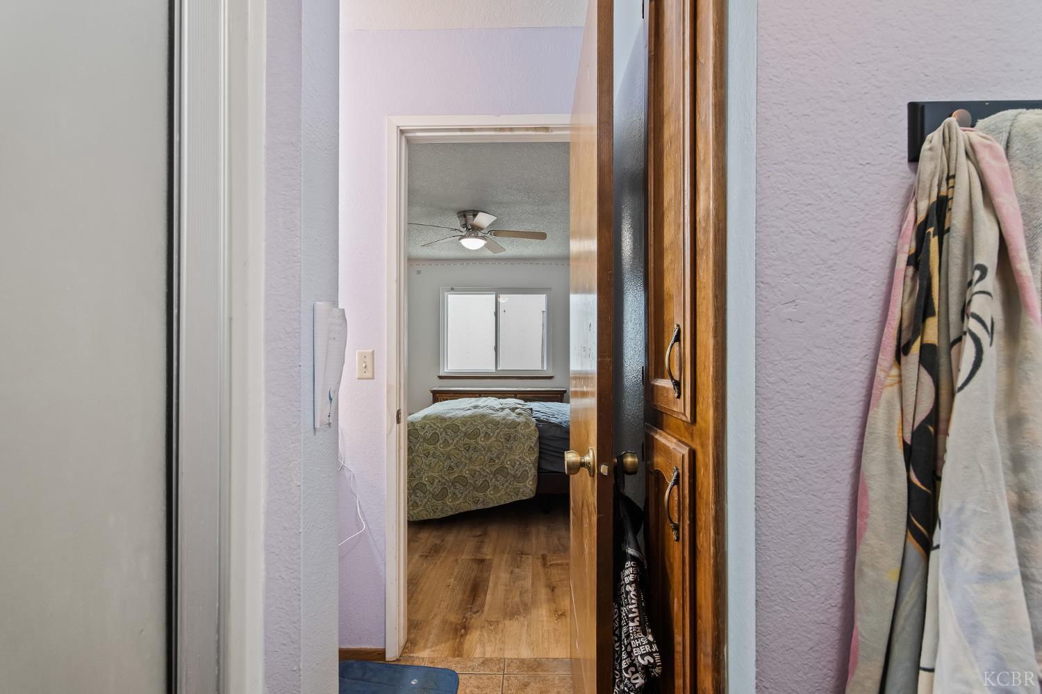 640 Piccadilly Ln, Porterville, CA 93257