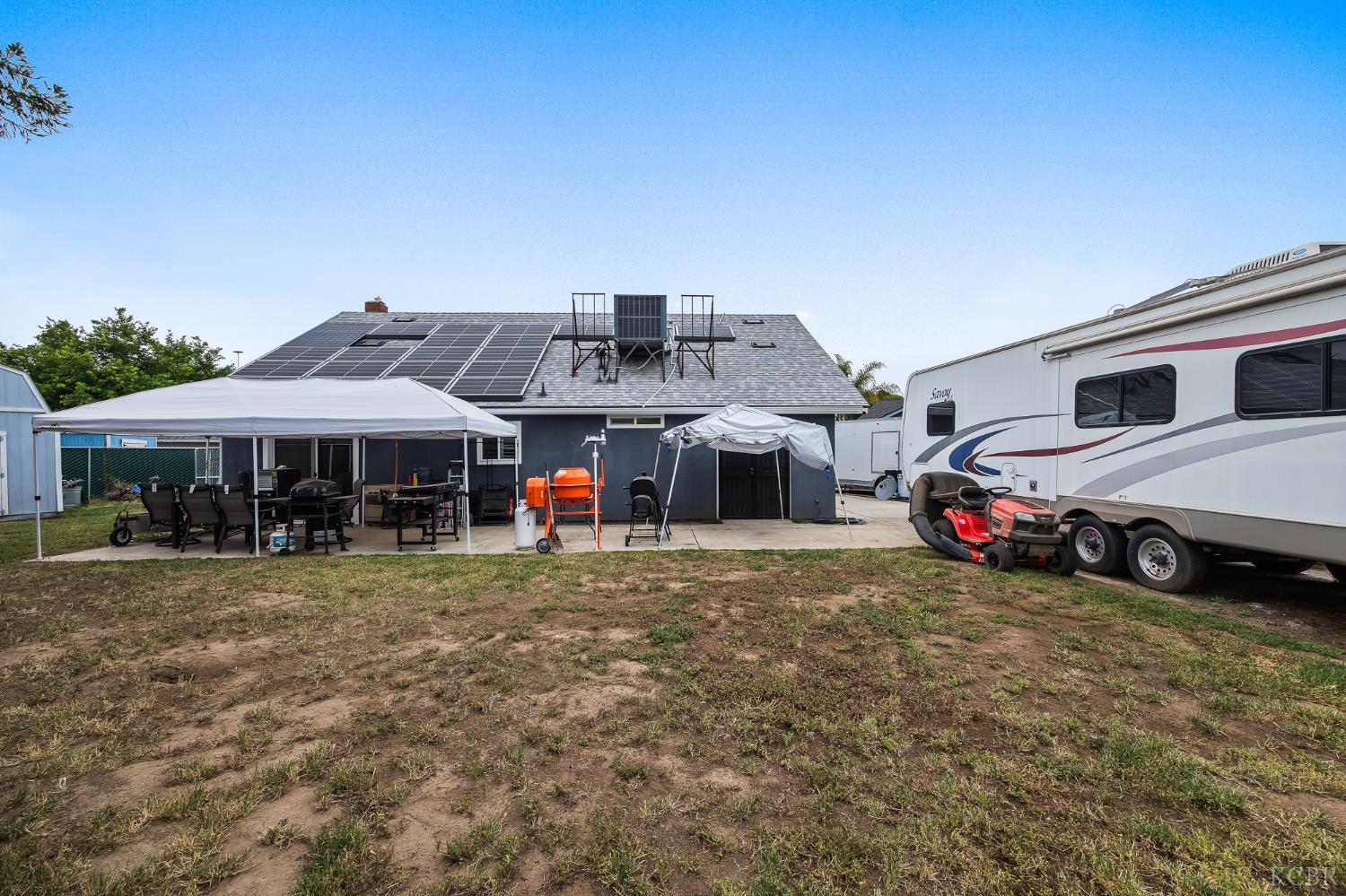 640 Piccadilly Ln, Porterville, CA 93257