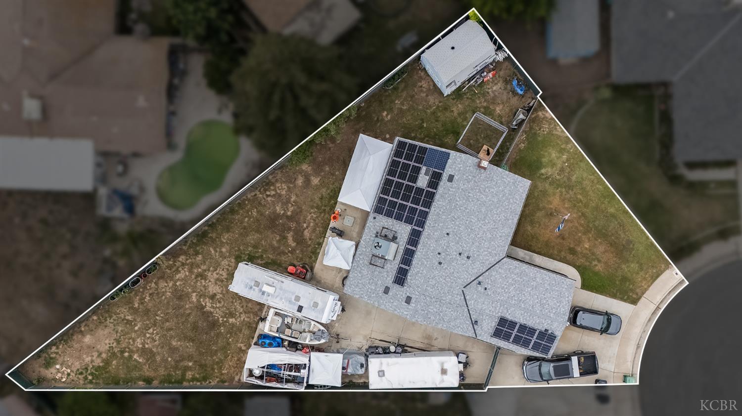 640 Piccadilly Ln, Porterville, CA 93257